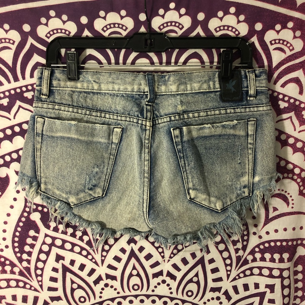 One Teaspoon Jean Shorts - Picture 2 of 3